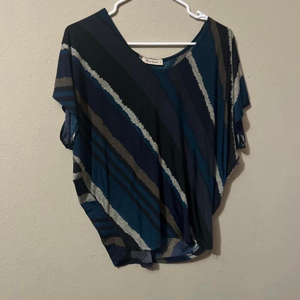 Blue gray and white diagonal